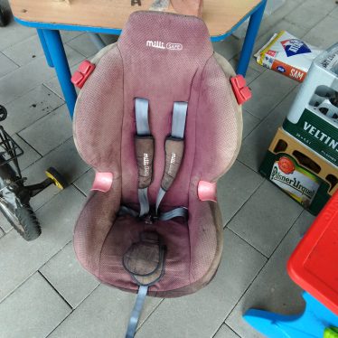 Automobilinė kėdutė