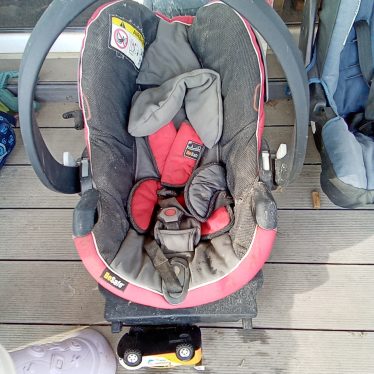 Automobilinė kėdutė