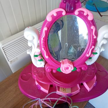 Vaikiškas stalo veidrodis