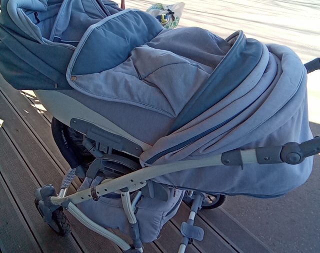 Naujagimio vezimelis