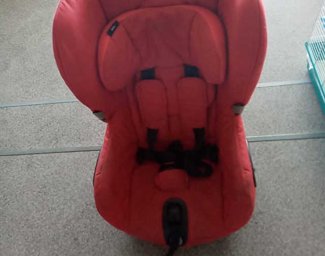 Automobilinė kėdutė