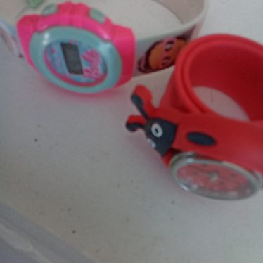 Rankiniai laikrodžiai