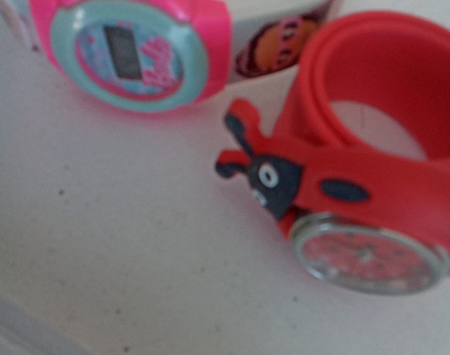 Rankiniai laikrodžiai