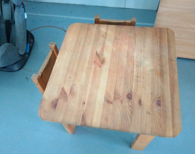 Staliukas su kėdutem