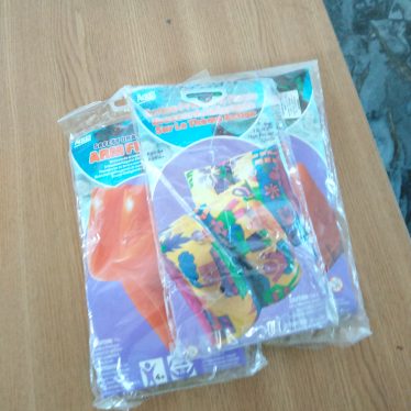 Pripučiami rankų plūdurai