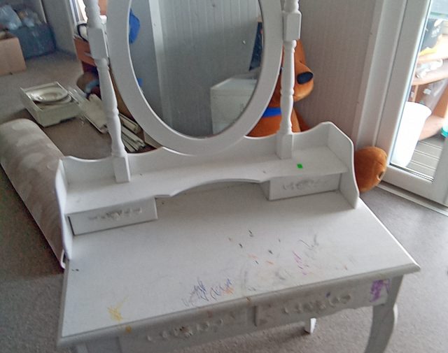 Kosmetinis staliukas