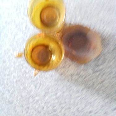 Puodeliai ir lėkštutės