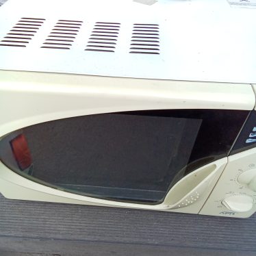 Mikrobangų krosnelė