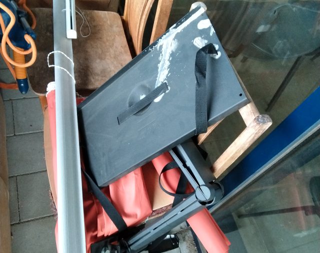 Televizoriaus laikiklis