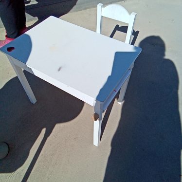 Staliukas su kėdute