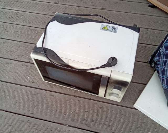 Mikrobangų krosnelė