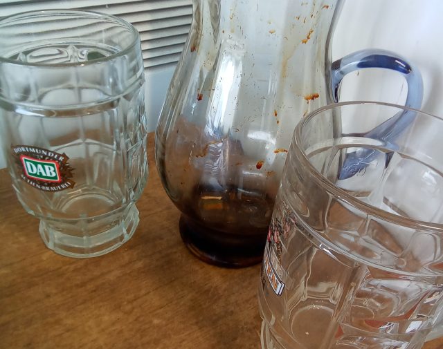 Bokalai ir ąsotis