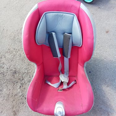 Auto kėdutė