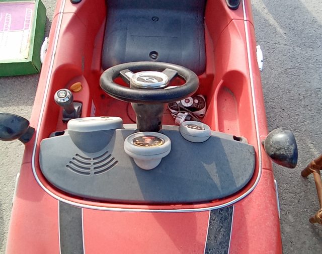 Akumuliatorinis automobilis