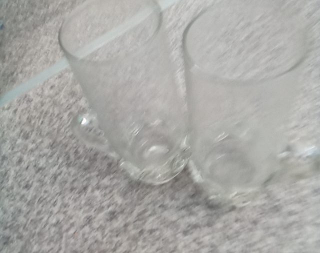 2 Puodeliai