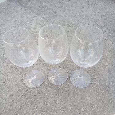 3 taurės