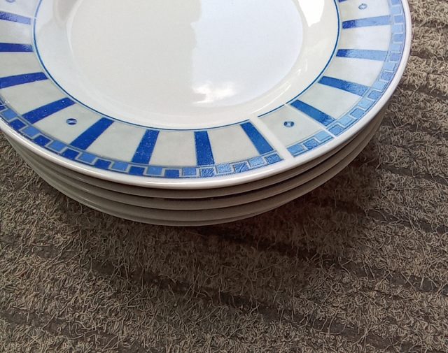 5 lėkštės
