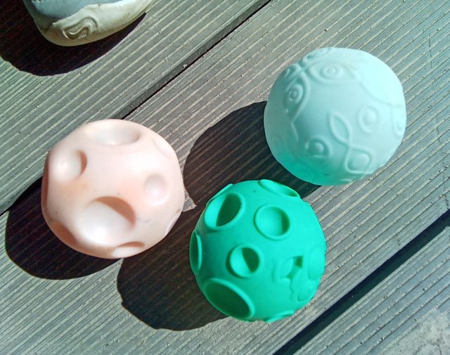 3 kamuoliukai