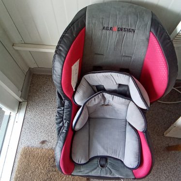 Automobilinė kėdutė