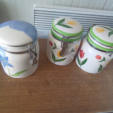 Birių produktų indas