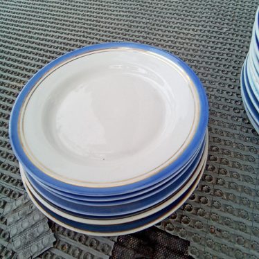 6 lėkštės