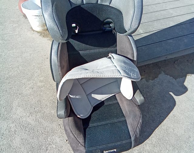 Automobilinė kėdutė