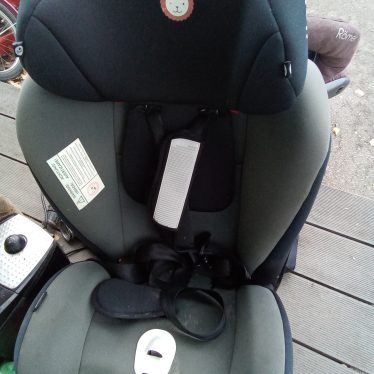 Auto kėdutė